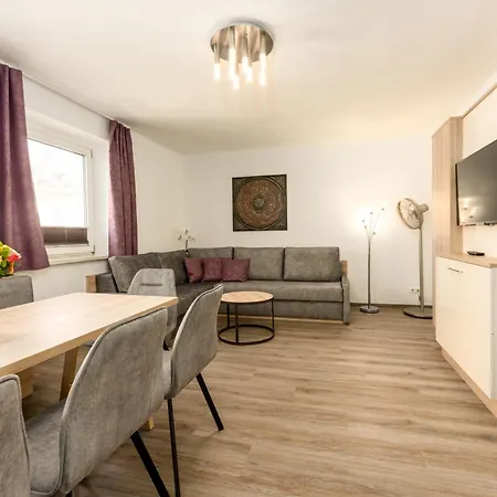 City Apartment *