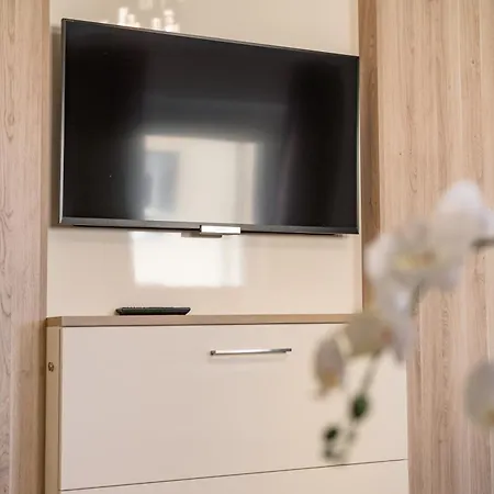 City Apartment *