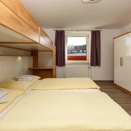 City Apartment *